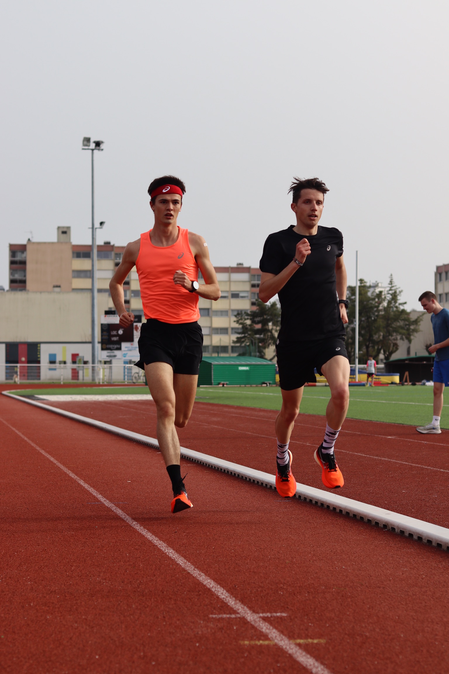 869E9B0F-F32D-469B-9F21-0A295028A849