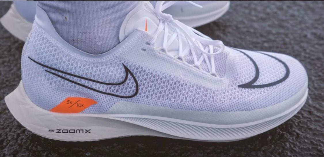 Nike ZoomX Streakfly