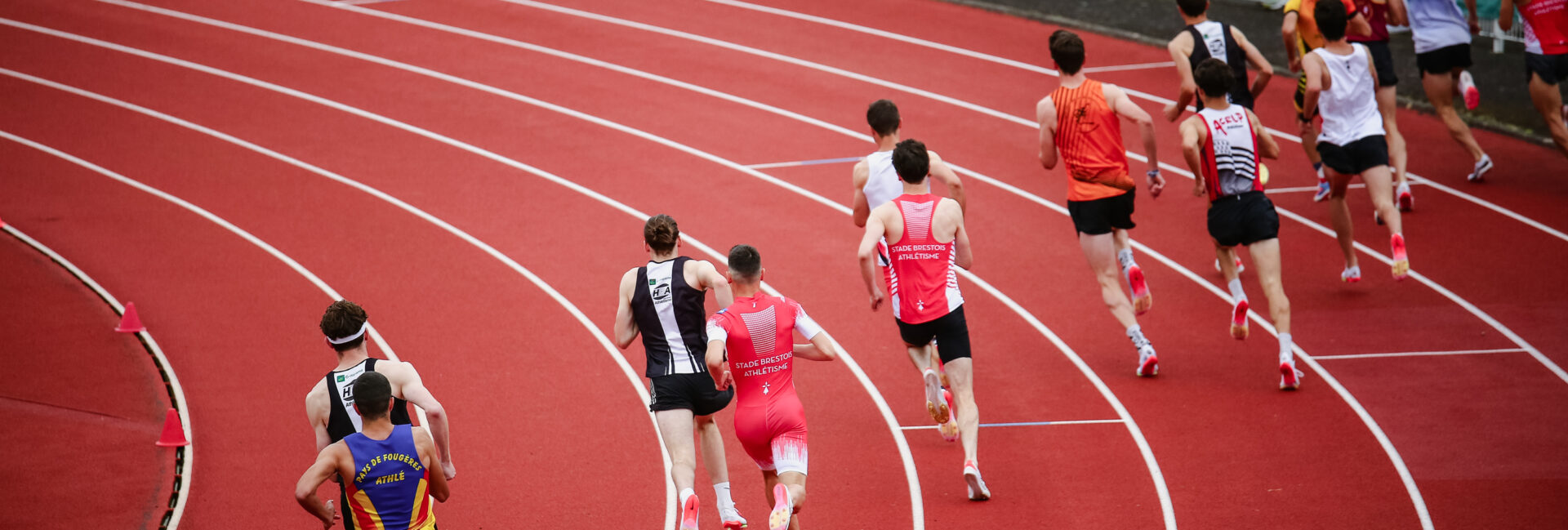 Départ de course d'athlétisme