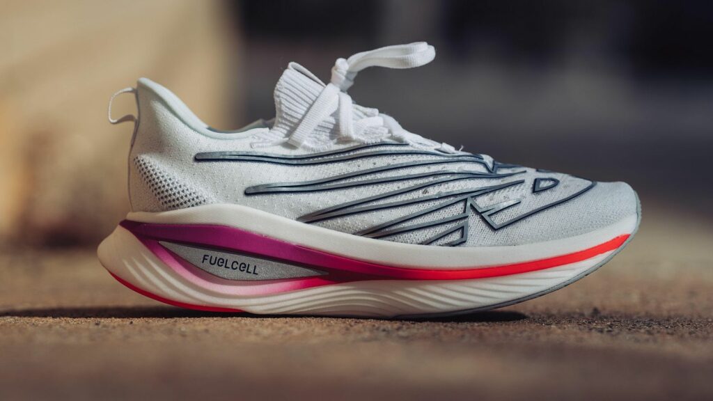New Balance Fuelcell SuperComp v3