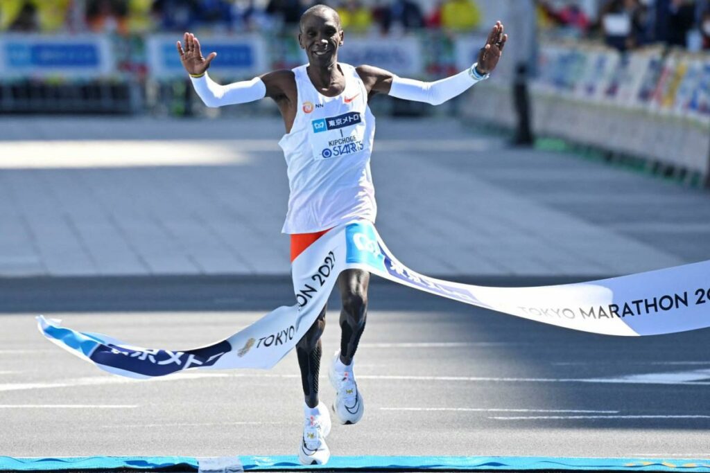Kipchoge marathon de Berlin 2022 record du monde