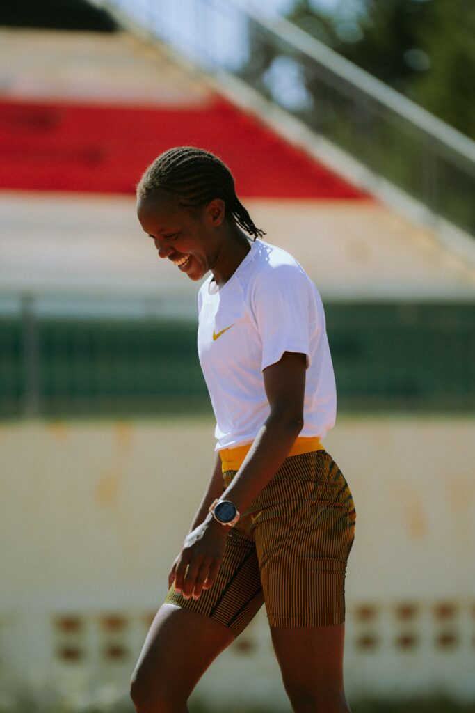 Faith Kipyegon Breaking4