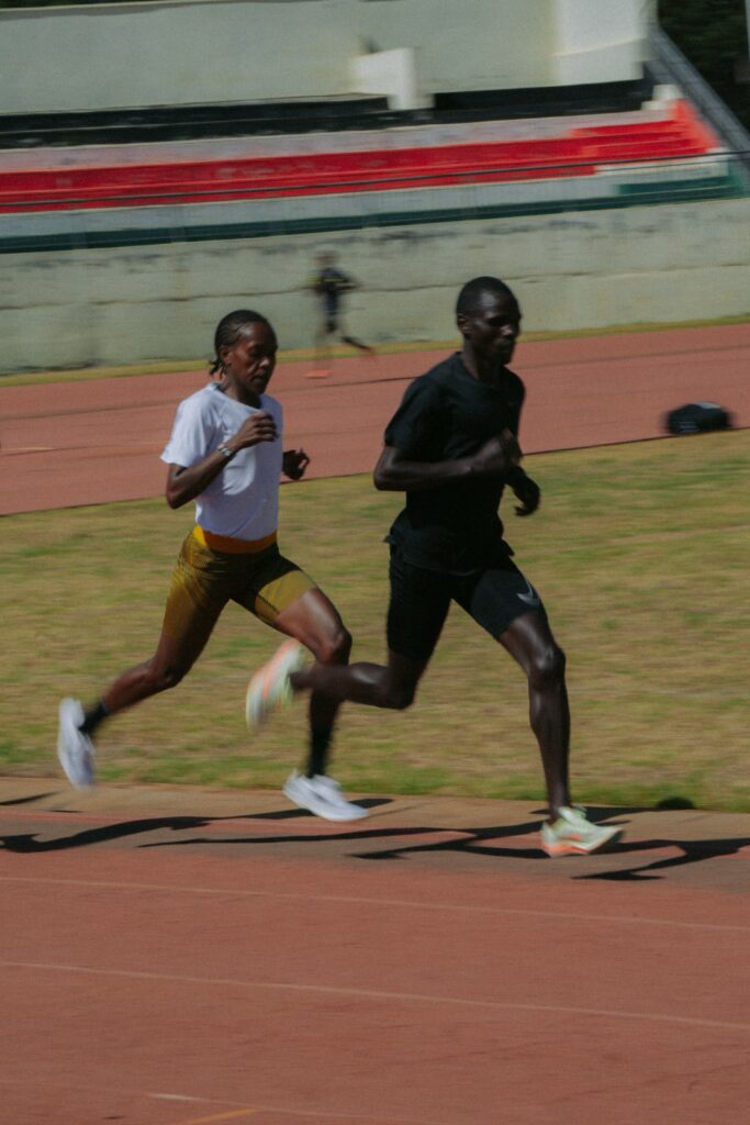 Faith Kipyegon Breaking4