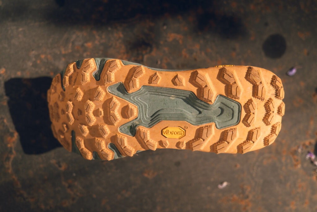 New-Balance-Hierro-V9