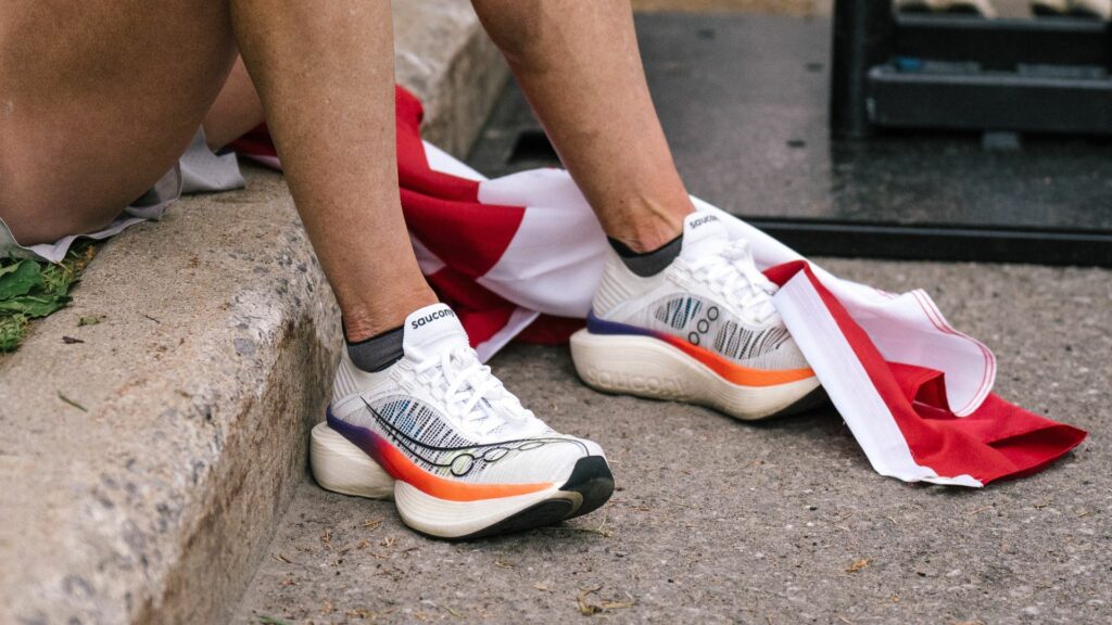 Saucony Endorphin Elite 2